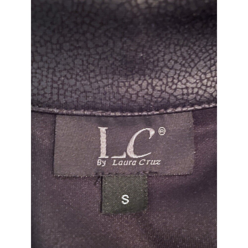LC BY LAURA CRUZ Women's Black Textured Faux Leather Ruched Sleeve Jacket S NWT - Picture 8 of 11